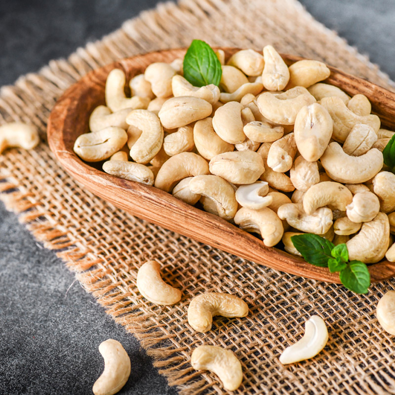 hat-dieu-bao-nhieu-calo